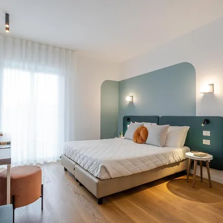 Mayer Hotel