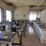 Mayer Hotel 3*